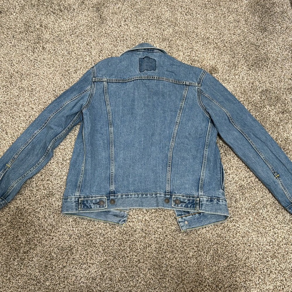 LEVI'S Men's Trucker Jacket Size S In Light Stonewash - Light Wash - Picture 9 of 9